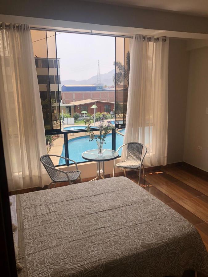 Mi Pequeno Club Hotel ลิมา ภายนอก รูปภาพ