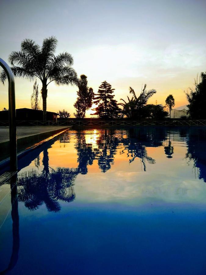 Mi Pequeno Club Hotel ลิมา ภายนอก รูปภาพ